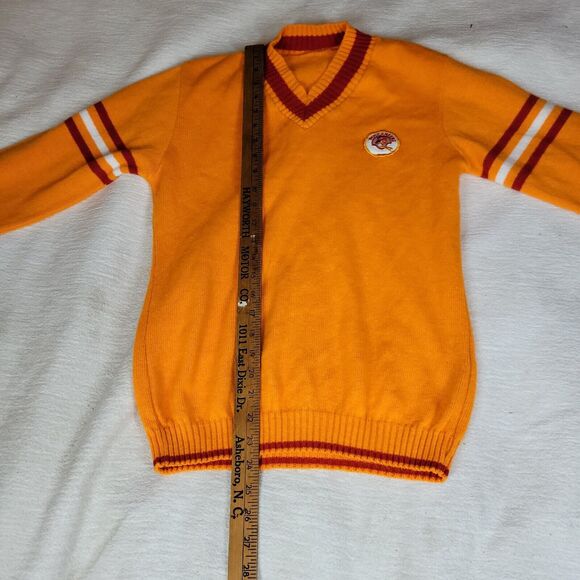 Vintage Sweater Size Large Mens Orange Varsity Sports Buccaneers Football NFL - Picture 6 of 16